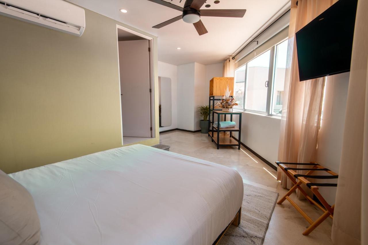 Mayan Monkey Los Cabos - Social Hotel (Adults Only) Cabo San Lucas Exterior photo